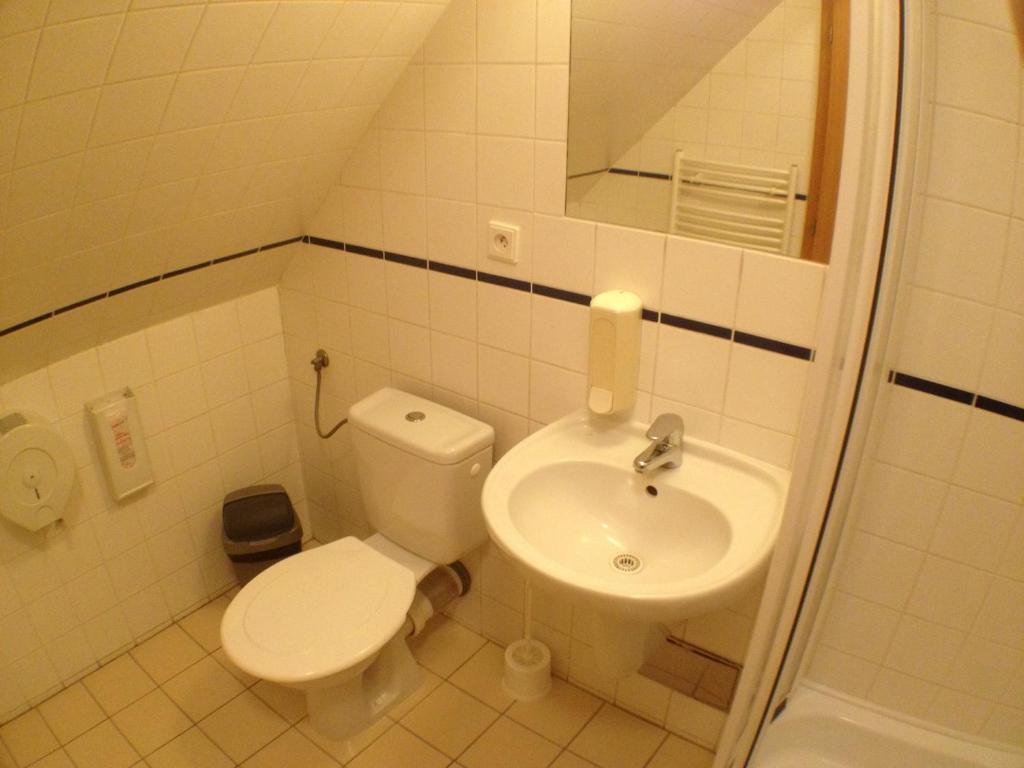 Travellers Hostel