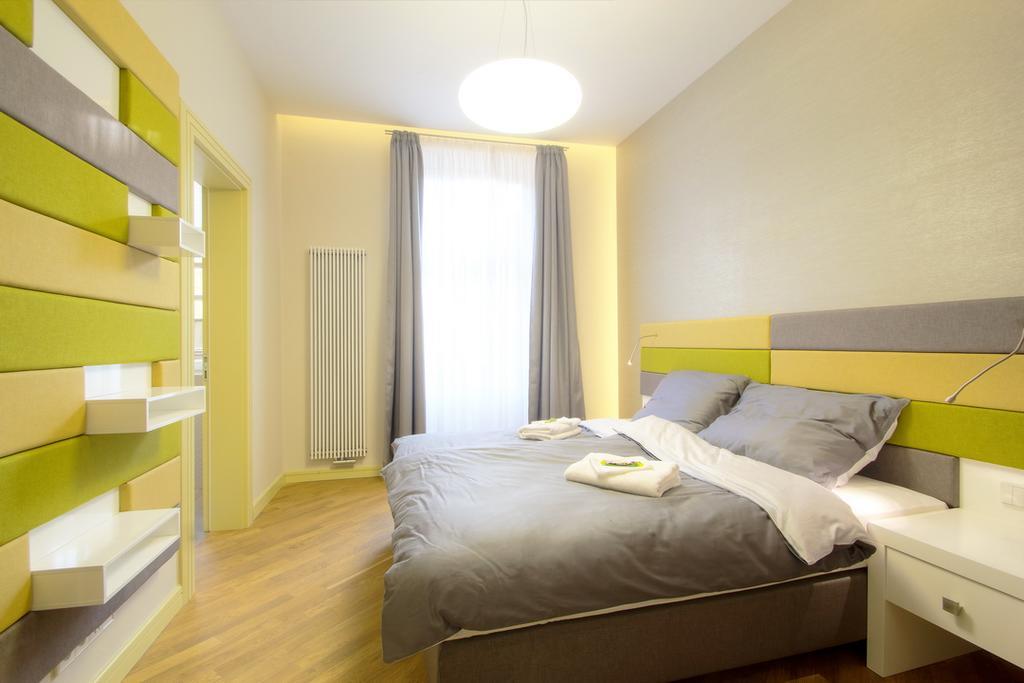 Bellevue Apartment *