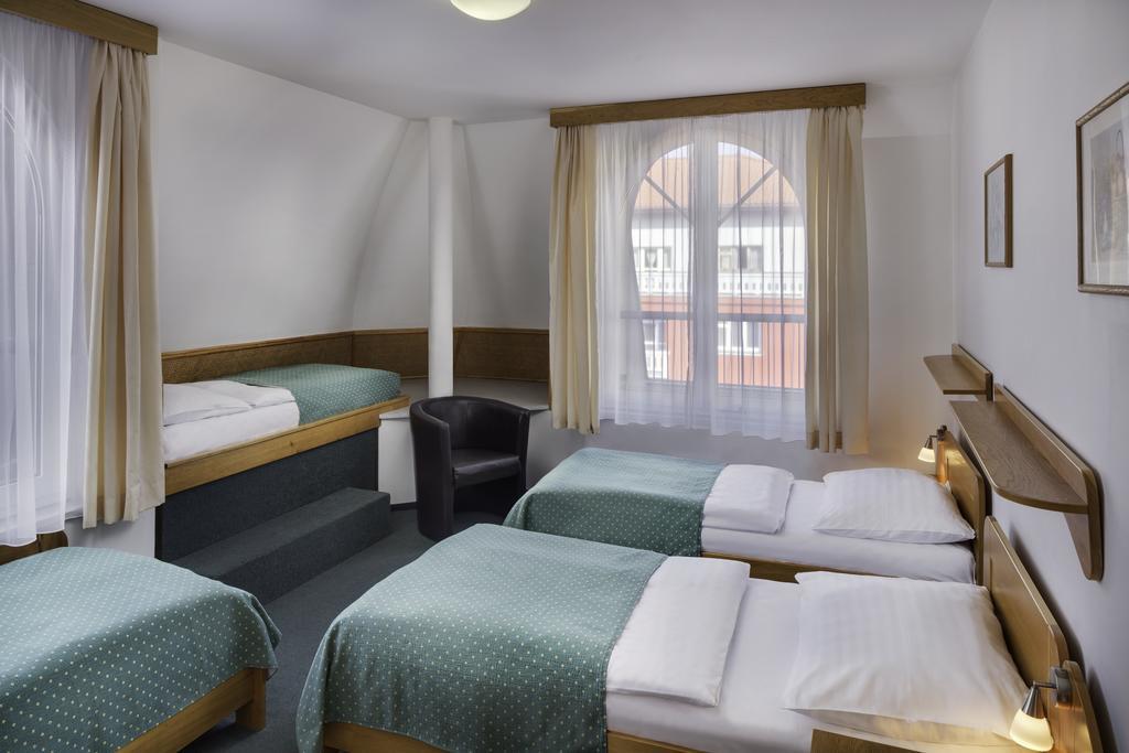 Otar Otel