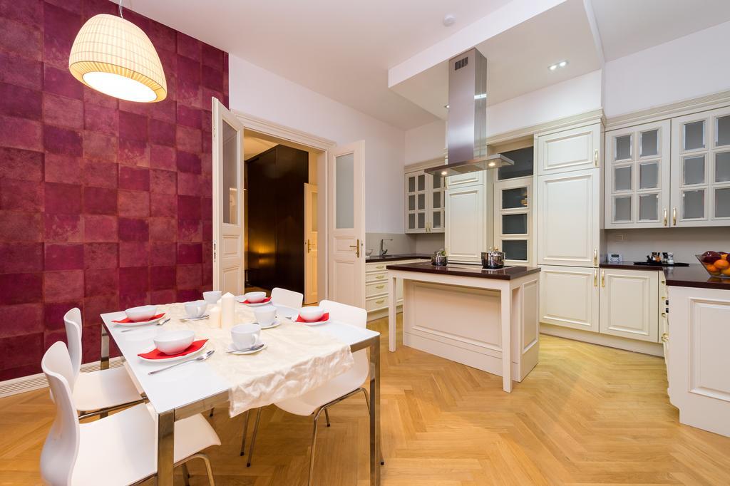 Apartment Empirent Wenceslas Square Apartments *