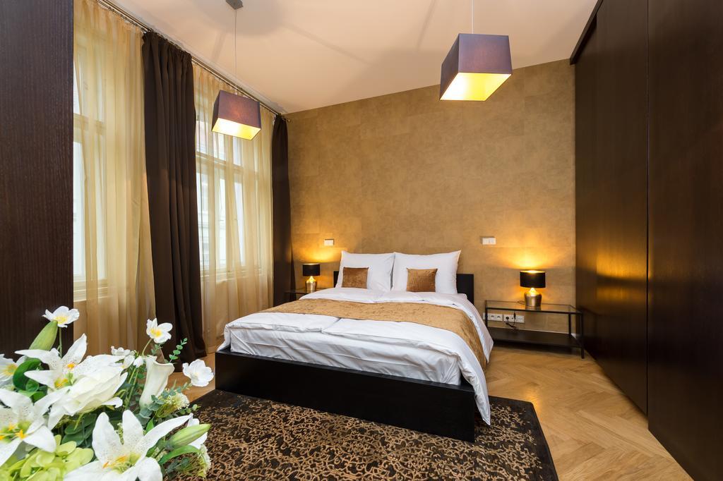 Empirent Wenceslas Square Apartments *