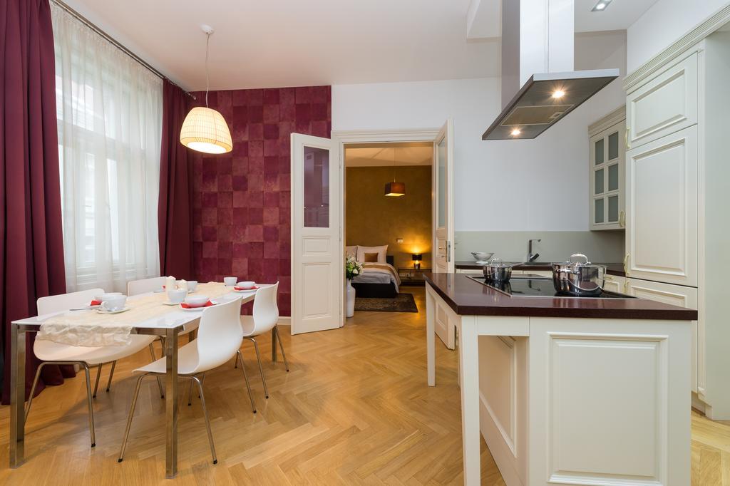 Empirent Wenceslas Square Apartments