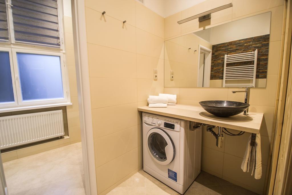 Ruterra With Sauna And Billiards Apartment Prague