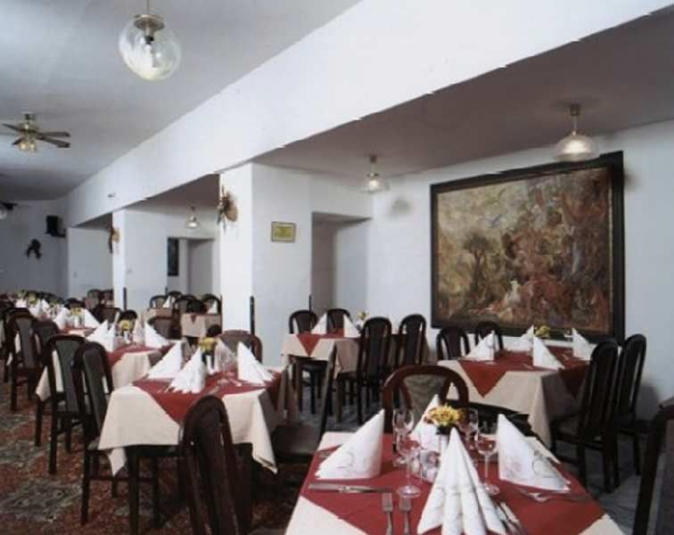 Axa Hotel