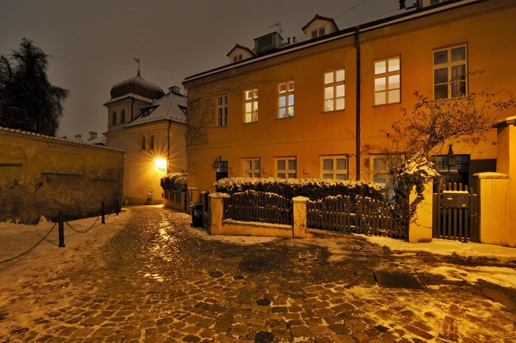 Trziste Apartment Prague