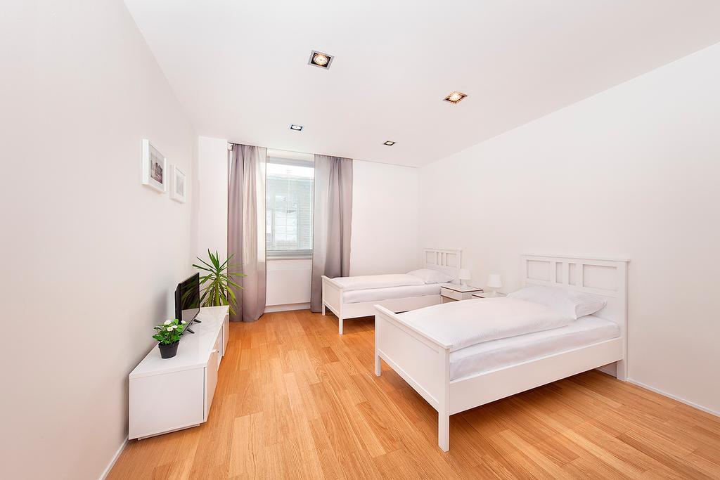 Hostel & Letov Prague