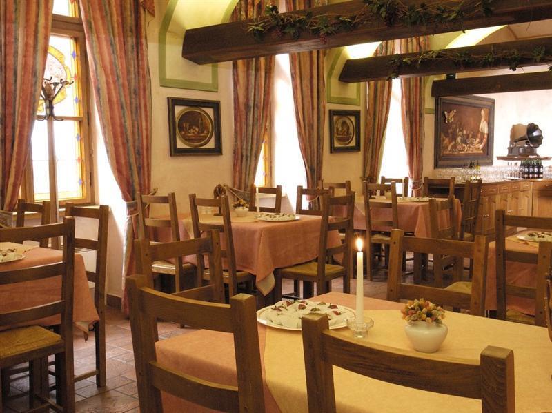 Selsky Dvur - Bohemian Village Courtyard Otel 4*
