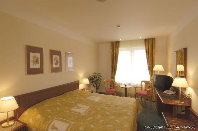 Ea Rokoko Otel