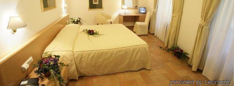 Roma 4*