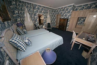 Friday Hotel 4*