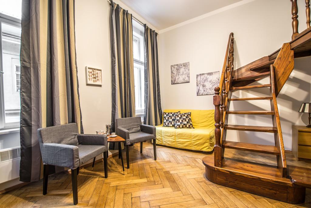 Colonial Ruterra 2bdr *