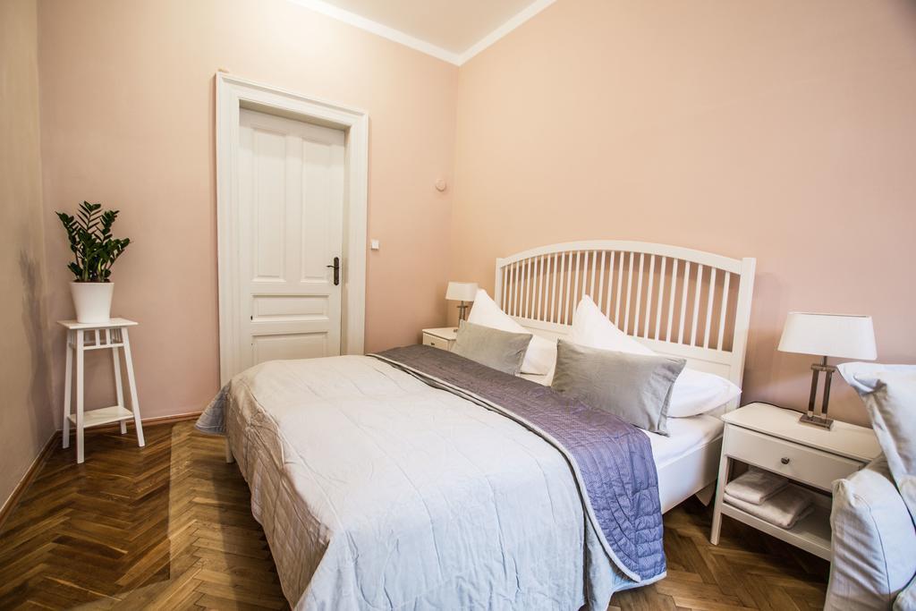 Colonial Ruterra 2bdr Prague