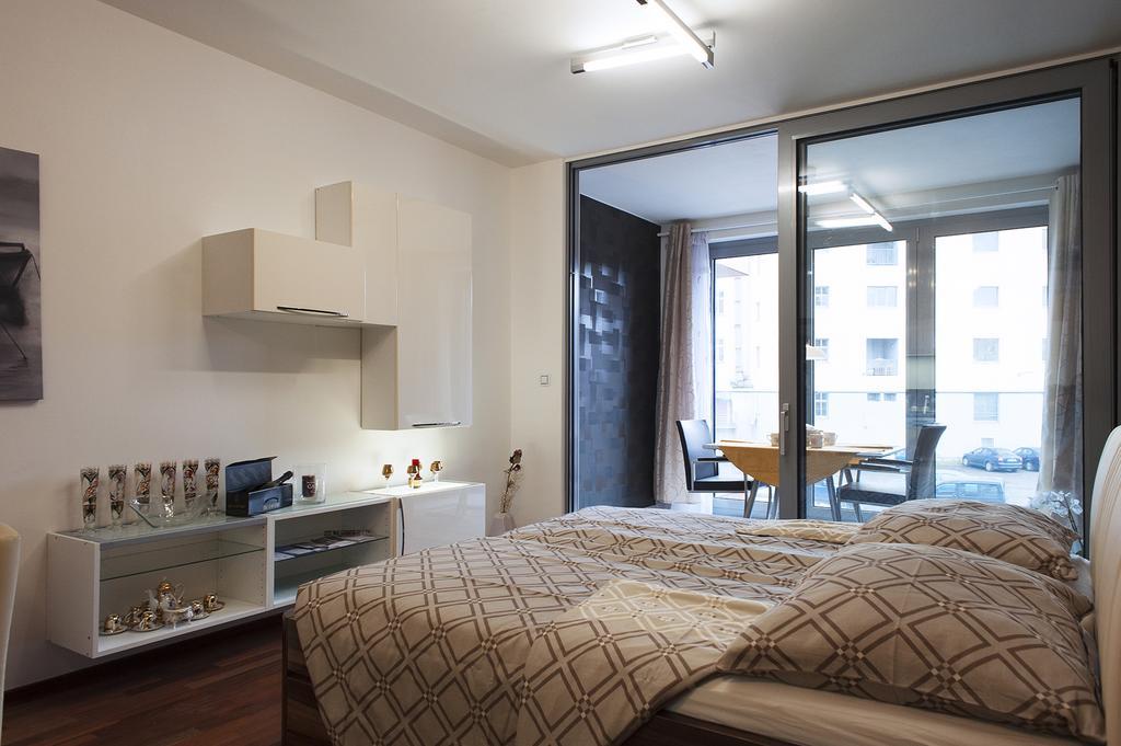 Studio Libenske Terasy Apartment Prague