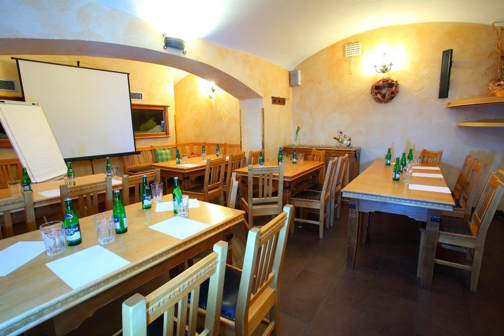 U Divadla - Czech Leading Otel 4*