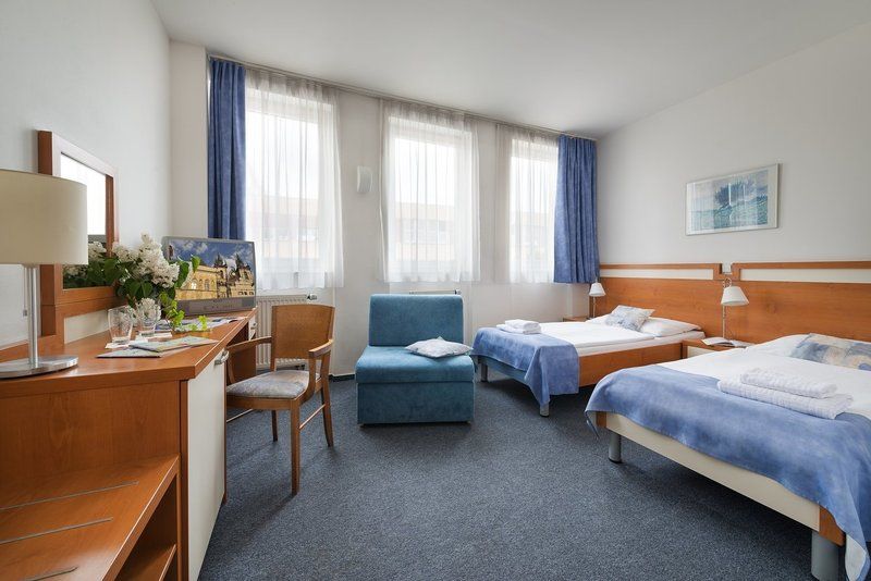 Ea Populus Otel