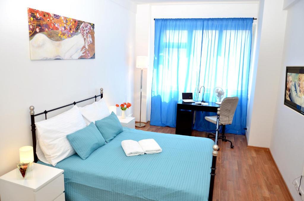 Apartment Center *