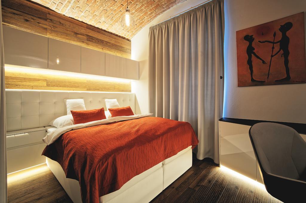 Apartment Living Showroom Jakubska *