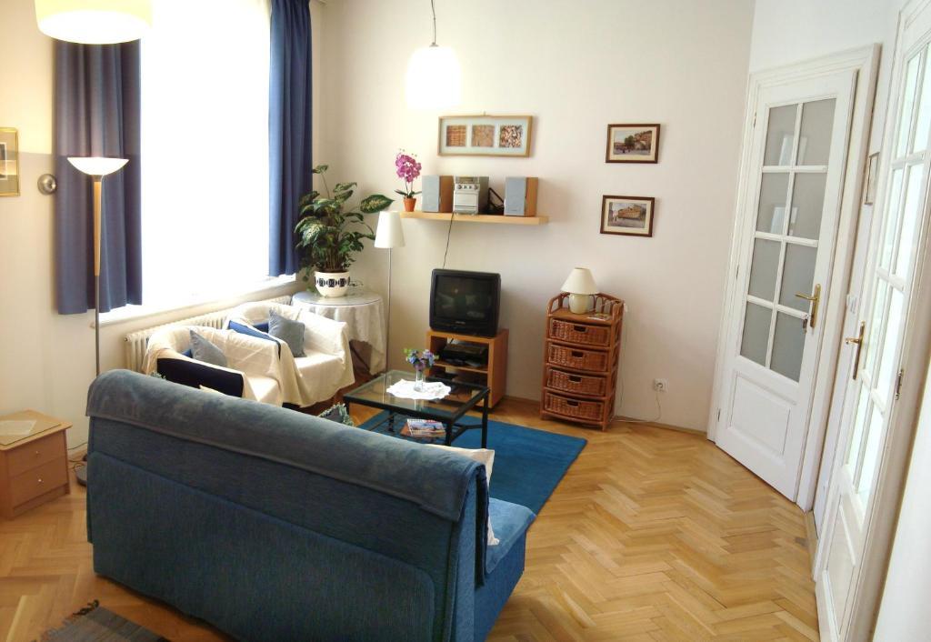 Charles Bridge Premium Apart Otel Prag