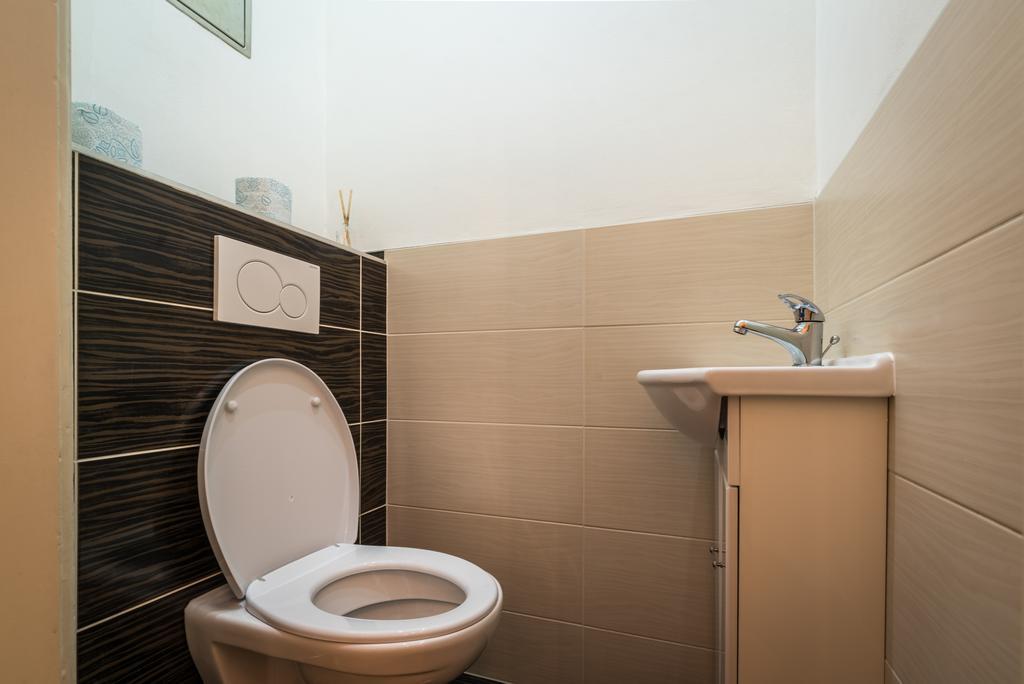 Stunning Charles Bridge Apartment Apartment Prague