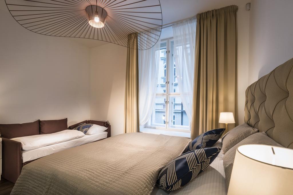 Luxury Modern Designed Oldtown Apartment *