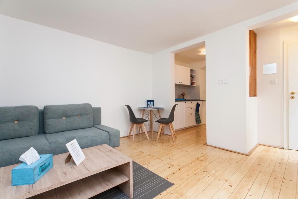 Royal View Apartment *