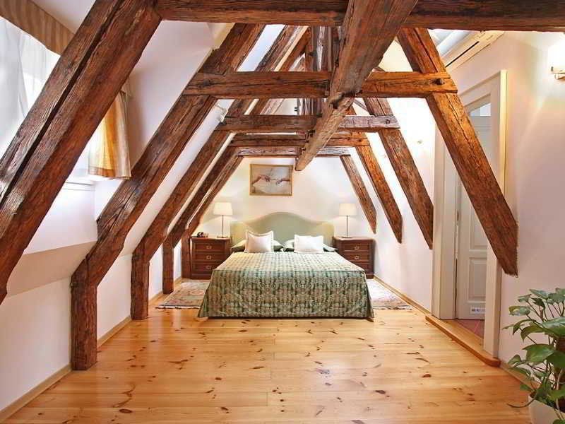 Chateau 9 By Adrez * Prague