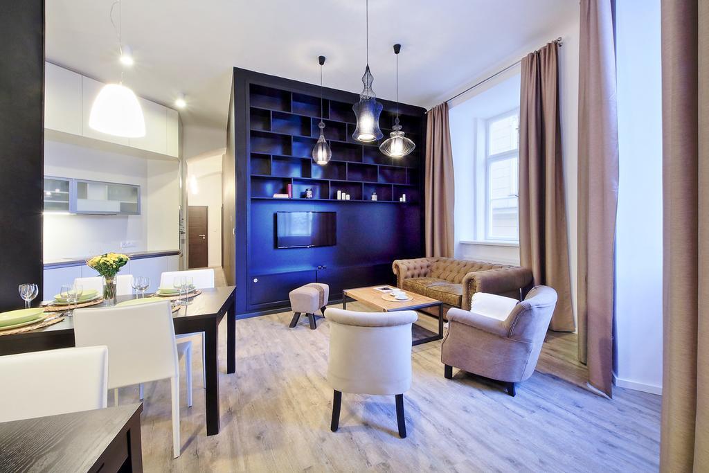 Apartment Deluxe *