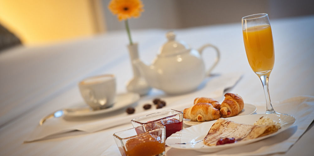 Apart Otel Hotel Suite Home Prague 4*