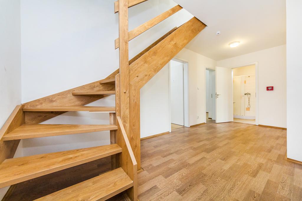 Party Flat In City Center Apartment *