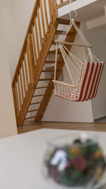 Loft With Amazing Terrace Apartment Prag