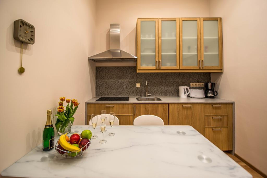 Bourgeois In Cultural Heritage Building By Ruterra Apartamento