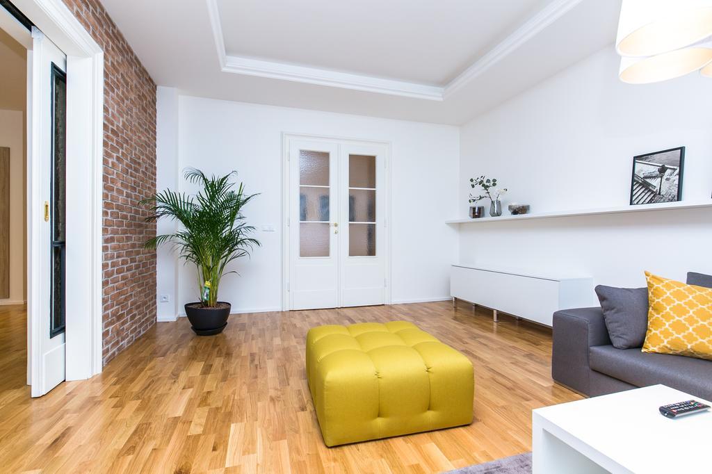Wishlist Residences - Karlin Free Parking Apartment *