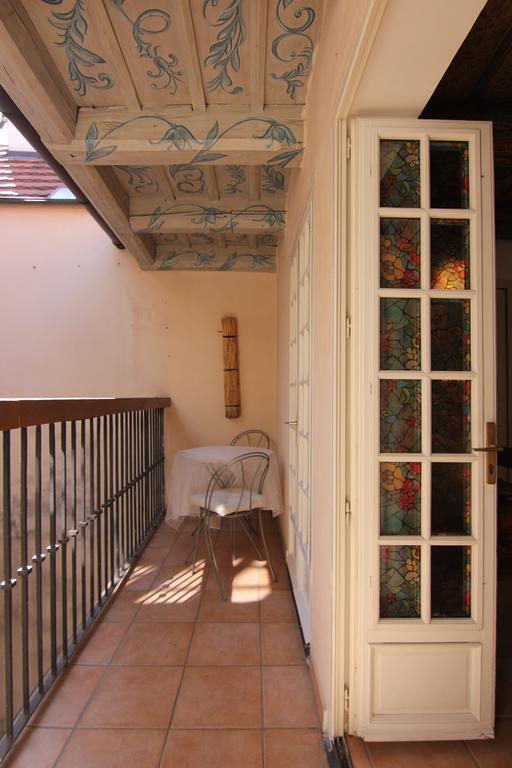 Vlasska House At The 3 Swallows Apartment Prague