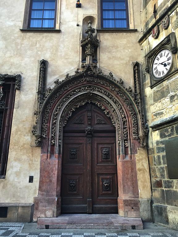 Cozy Flat By The Astronomical Clock Appartement