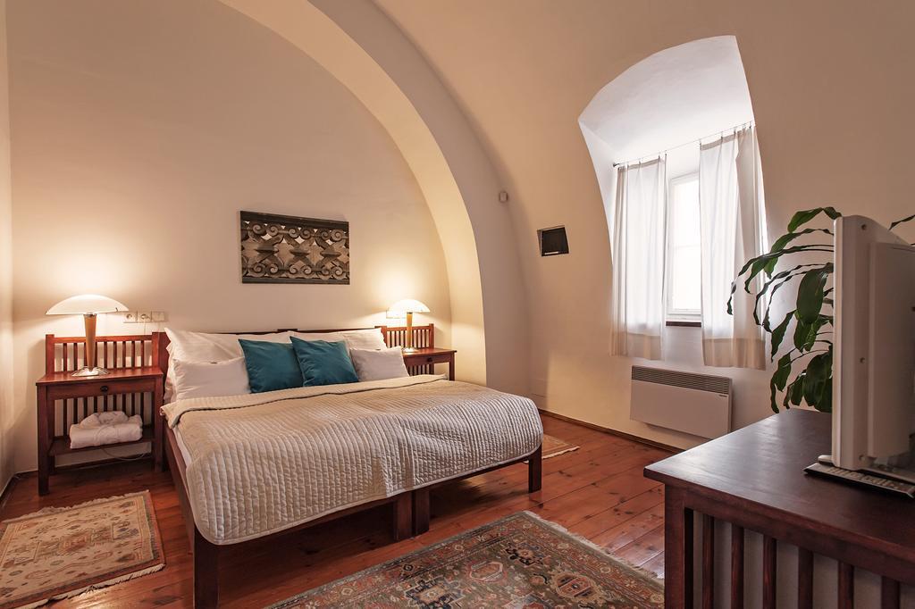 Otel Domus Henrici 4*