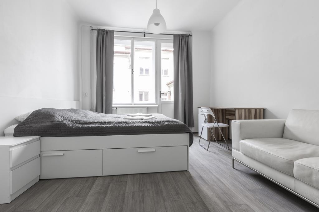 Apartment Premier Old Town Hradebni