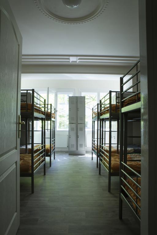 Fontana Hostel *