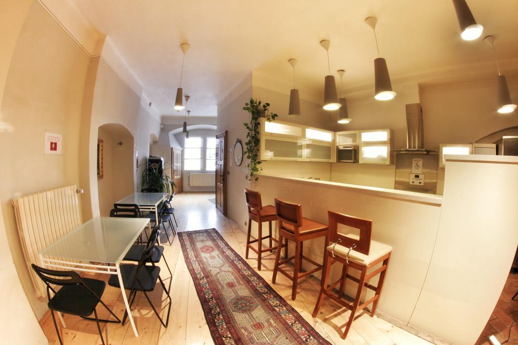 Hostel Homer - Old Town Square Prague