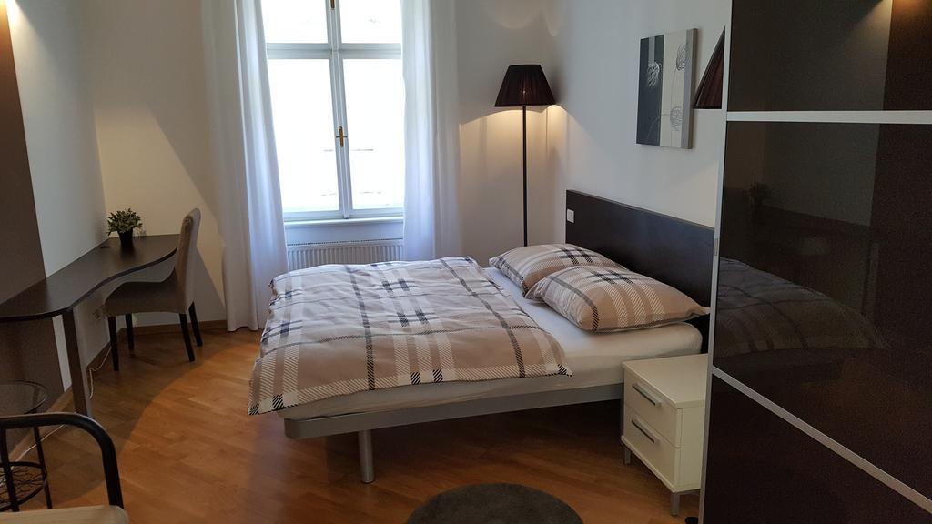 Sunny In Center Appartement