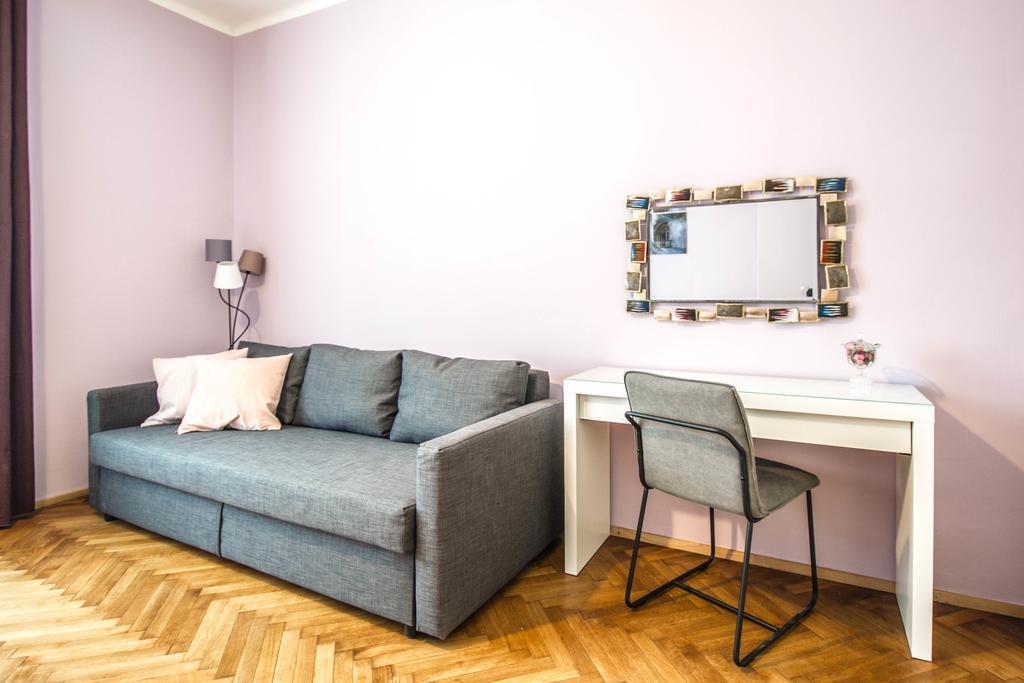 Apartment Reflection 2bdr By Ruterra *