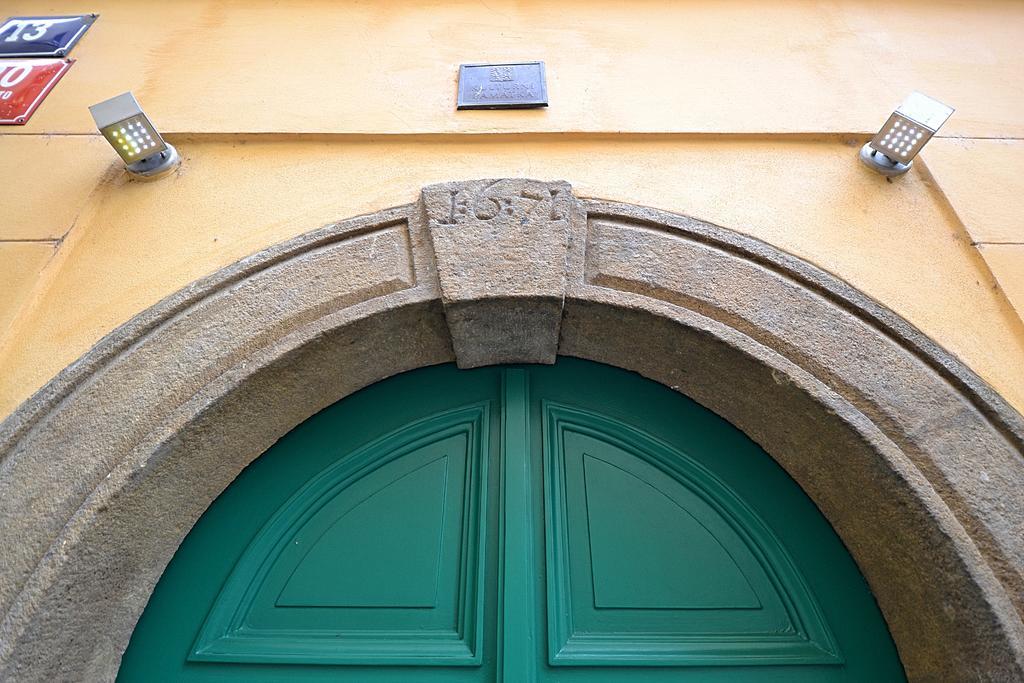 Charming Old Town Centre Studio Apartment