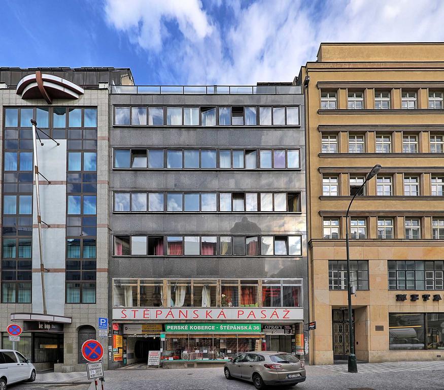 Appartement Stepanska 36 *
