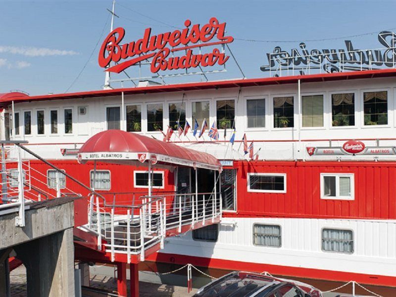 Albatros Botel 3*