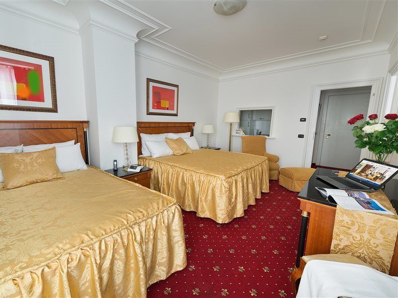 Hotel Bologna 4*