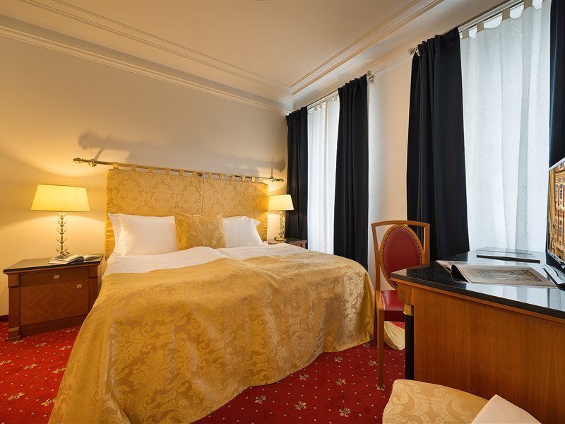 Hotel Bologna 4*