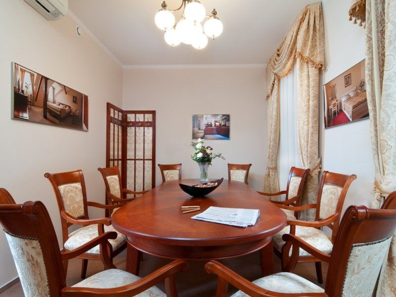 Amigo Centre 4* Prague