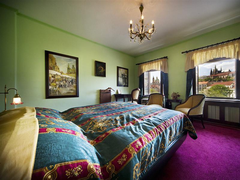 U Pava Otel Prag