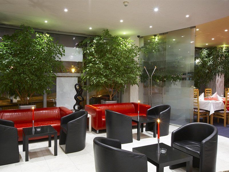 Luxury Family Bila Labut Hotel 4*