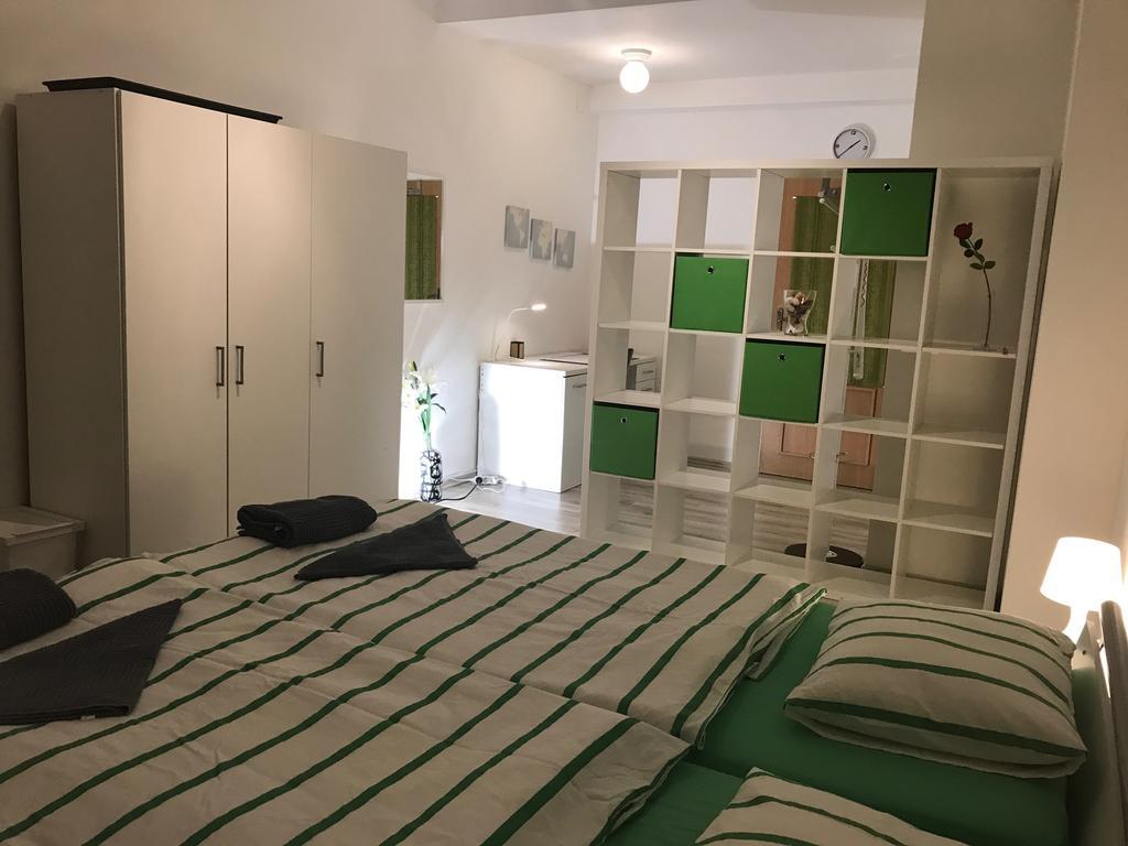Appartement Big Homebase With Billardtable
