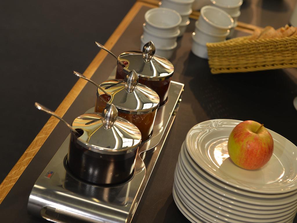 Ea Royal Esprit Otel 4*